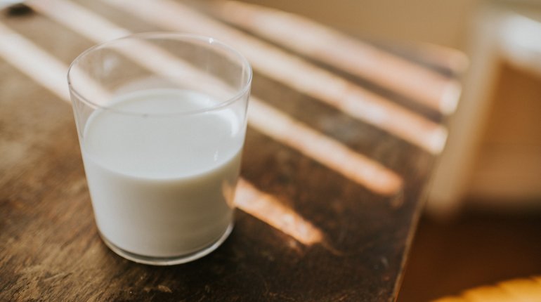 Aflatoxin-szennyezés közvetlen fogyasztásra szánt tejtermékekben