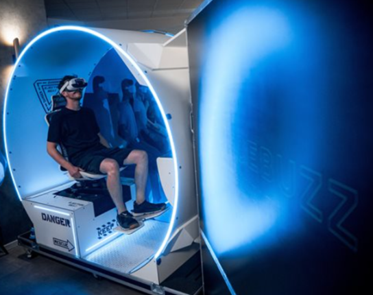 Ilyen a VR űrutazás szimulációs űrkabinban