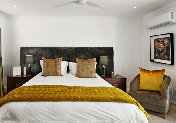 7 jel, ami arra utal, hogy a klíma karbantartásra szorul