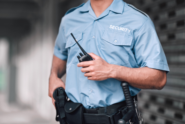 Így zajlik egy vagyonőr tanfolyam – ezt érdemes tudnod, mielőtt belevágsz