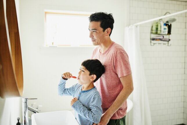 Fogmosás az ovis korban - Játékosan, közösen, példát mutatva